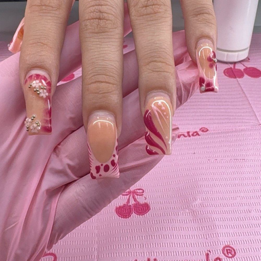 Acrylic Fill at SetsbyShorty in Downtown Los Angeles, CA