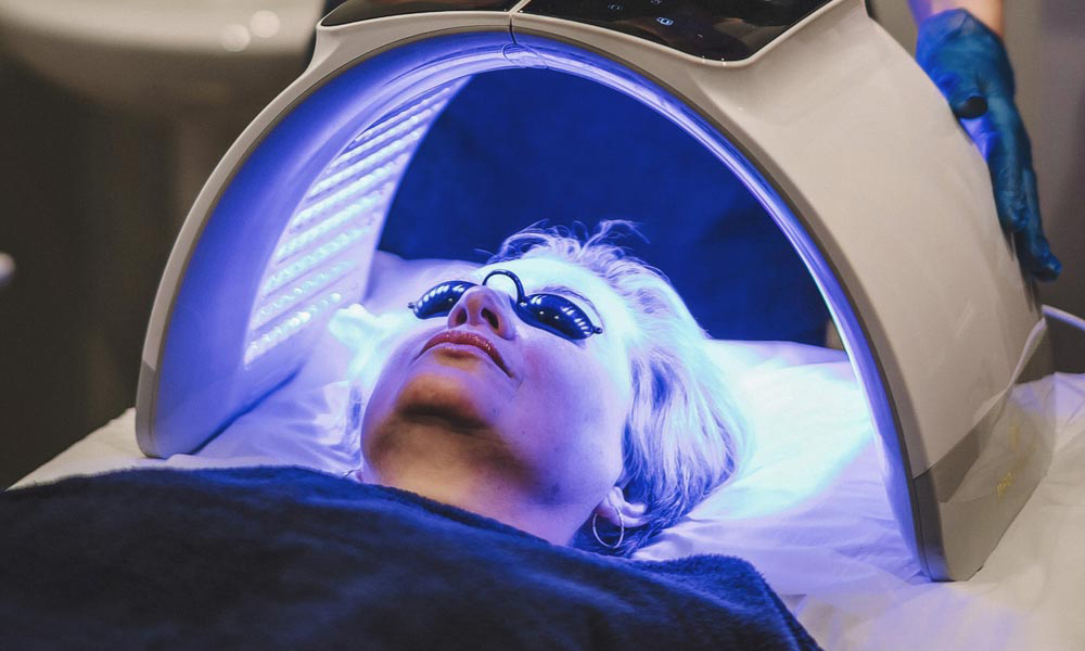 60  Custom LED Light Therapy Facial