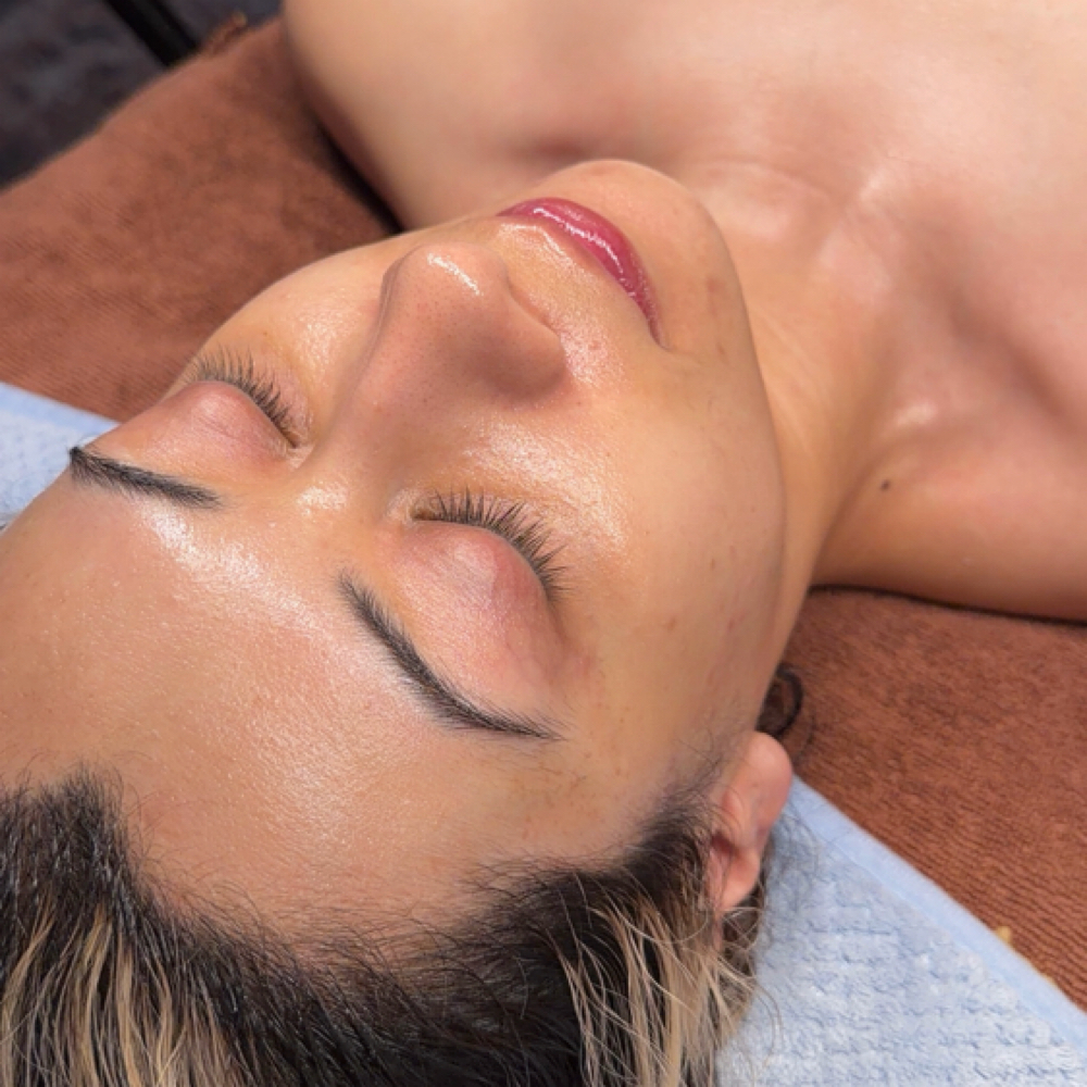 Everé LUXE at Everé Head Spa in Duncanville, TX