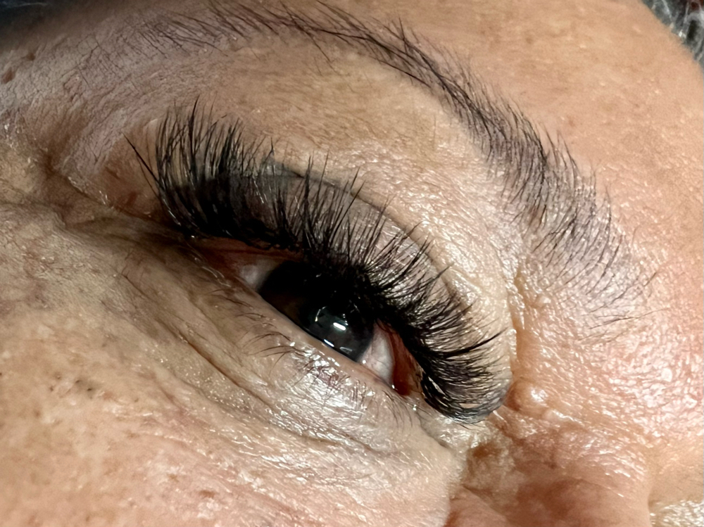 Hybrid Lash Extensions
