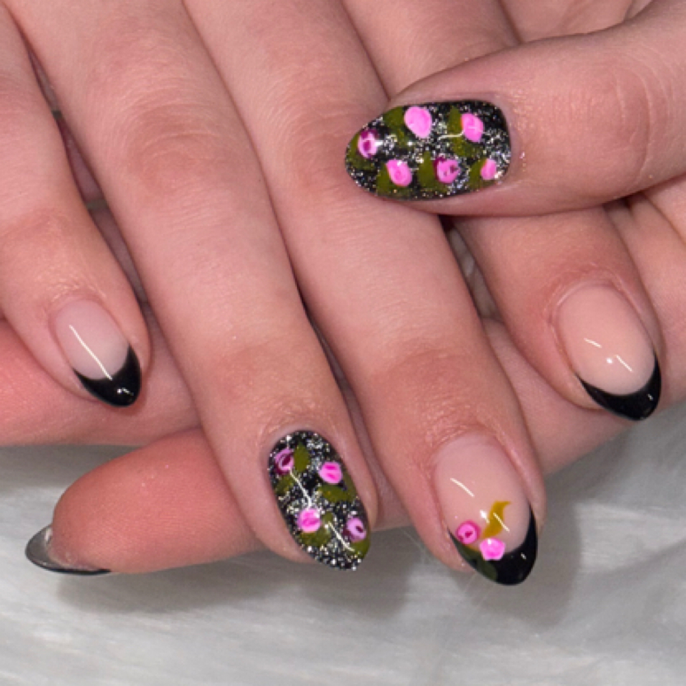 Softgel Fill at Nayaa’s Nails in La Moille, IL
