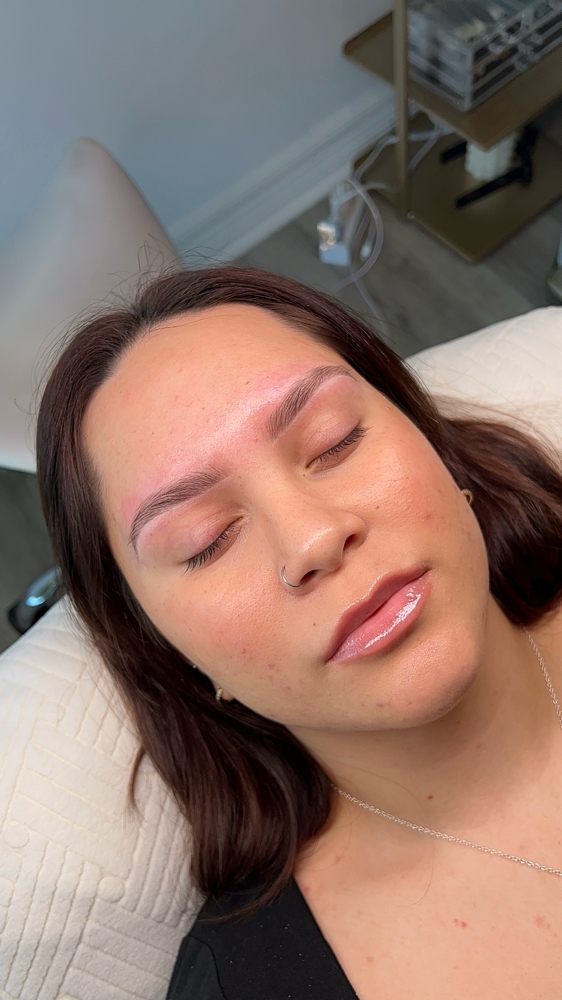 Brow Wax & Tint