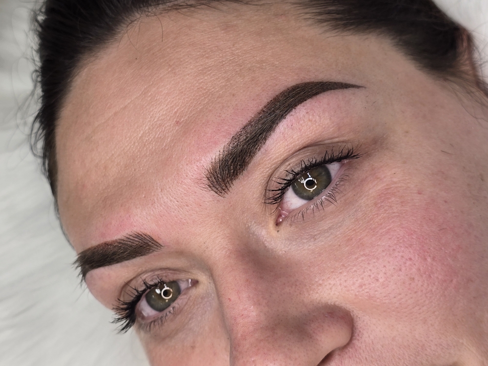 Microshading Eyebrows