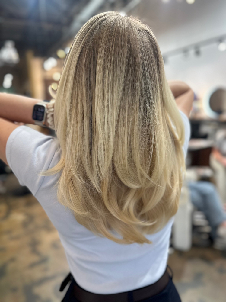 Women’s Haircut at Guahan Colorist in Charleston, SC