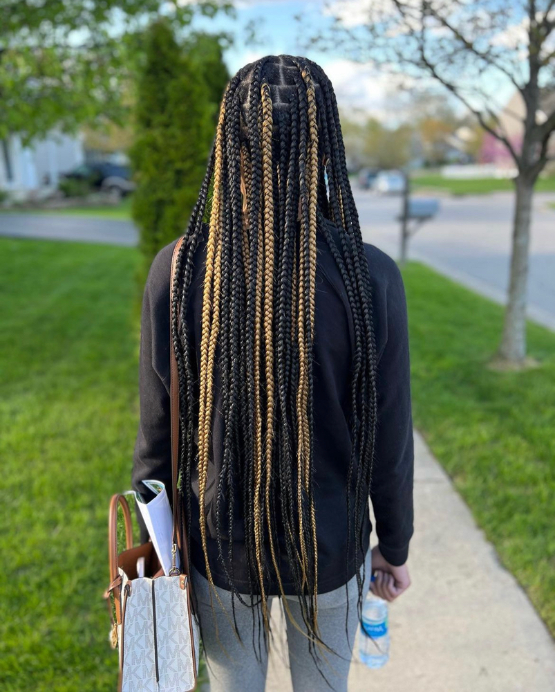 Medium Knotless