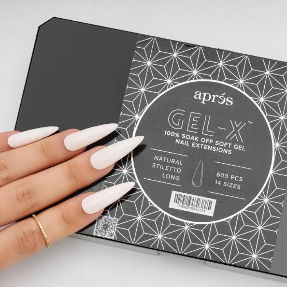 Après Gel-X™ Extensions at Yuly Beauty Salon in Union City, NJ