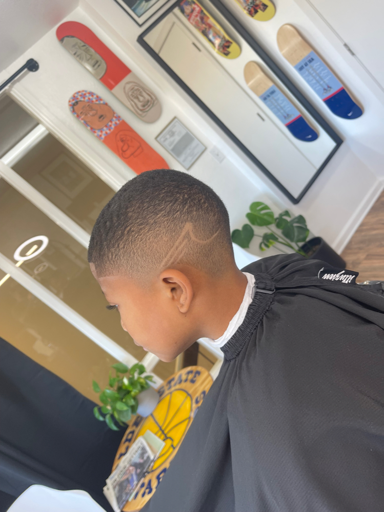 KIDS HAIR CUT  (AGES 4-16)