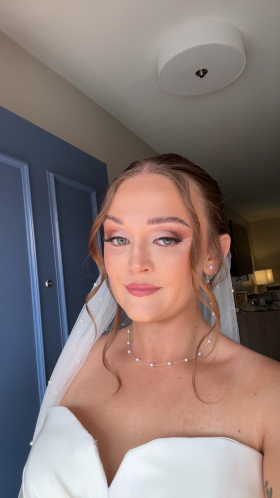 Bridal Make Up Service