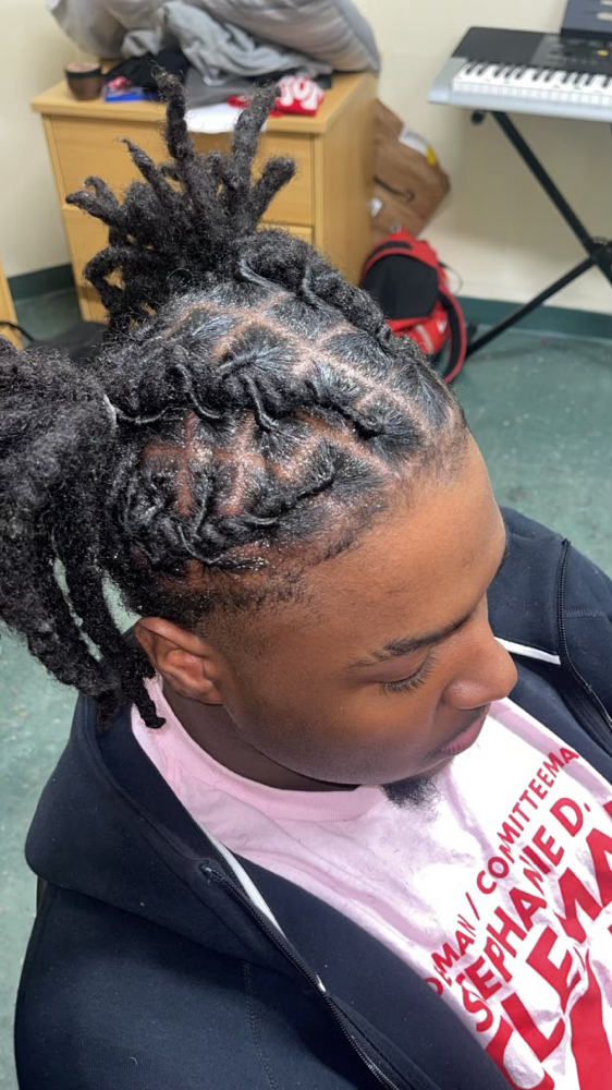 Retwist Freestyle at Eryka’s Hair Couture in Midlothian, IL