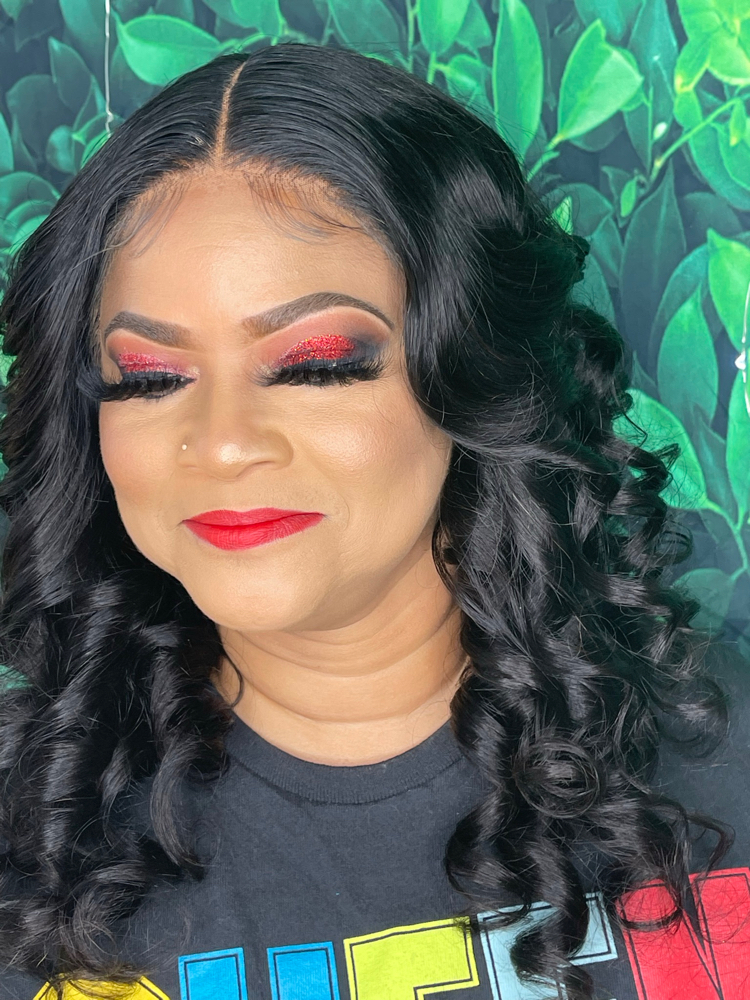 Glitter Cut With Smokey Eye