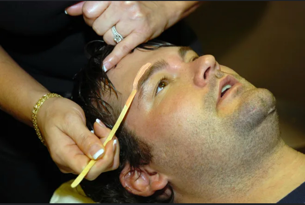 Eye Brow Wax