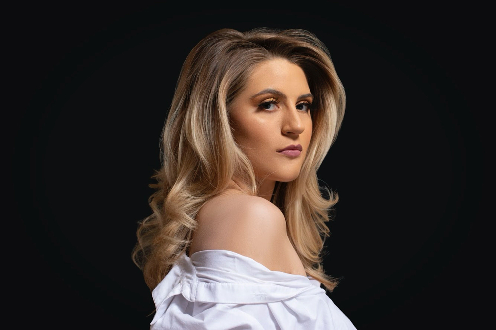 Signature Roundbrush Blowout