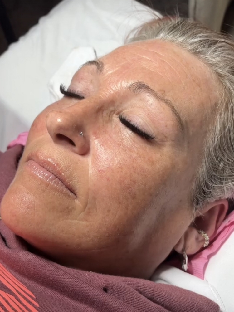 Facial & Lash Extension Combo