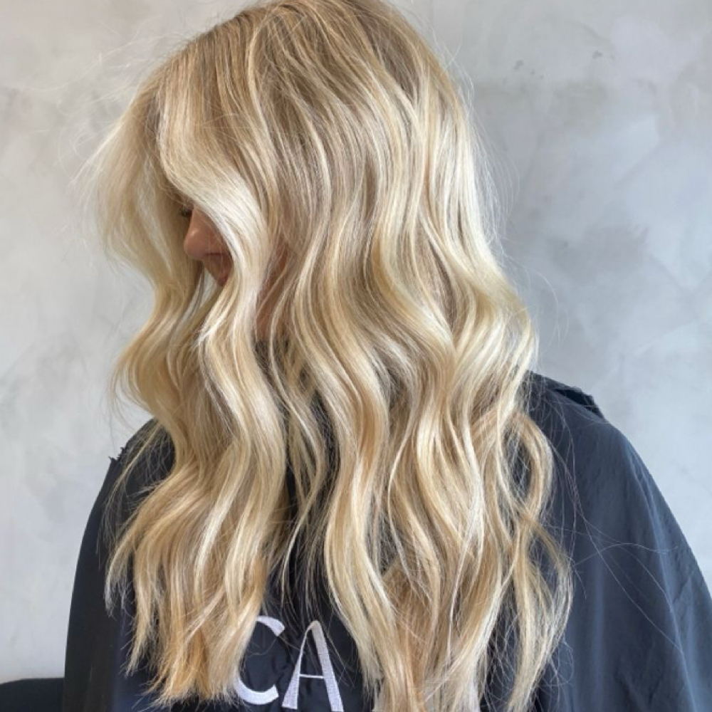 Full Highlight Mid Length at Blended Babes in Corpus Christi, TX