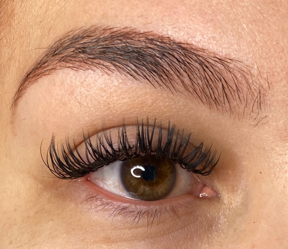 Wet Look New Set at NoVa Lash Studio in Brownsville, TX