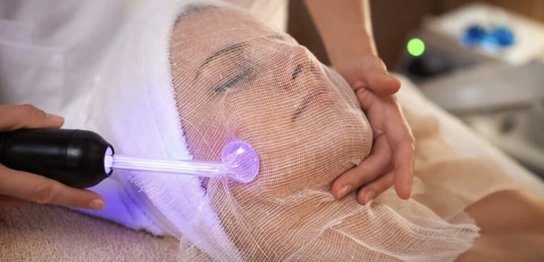 Facial With High Frequency