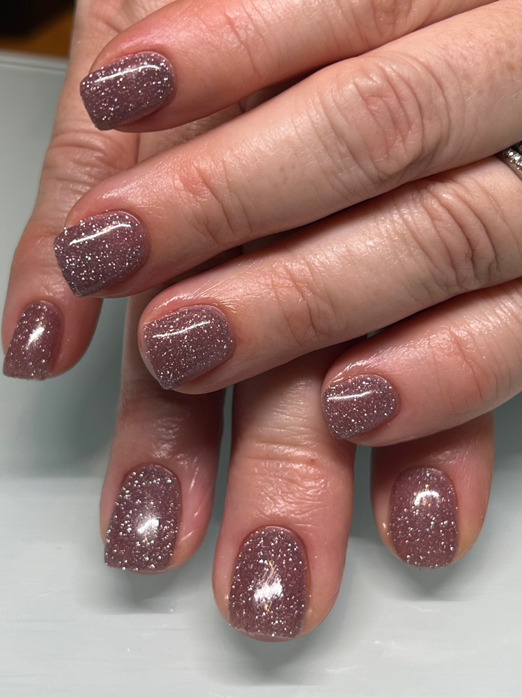 Structured Hard Gel Mani