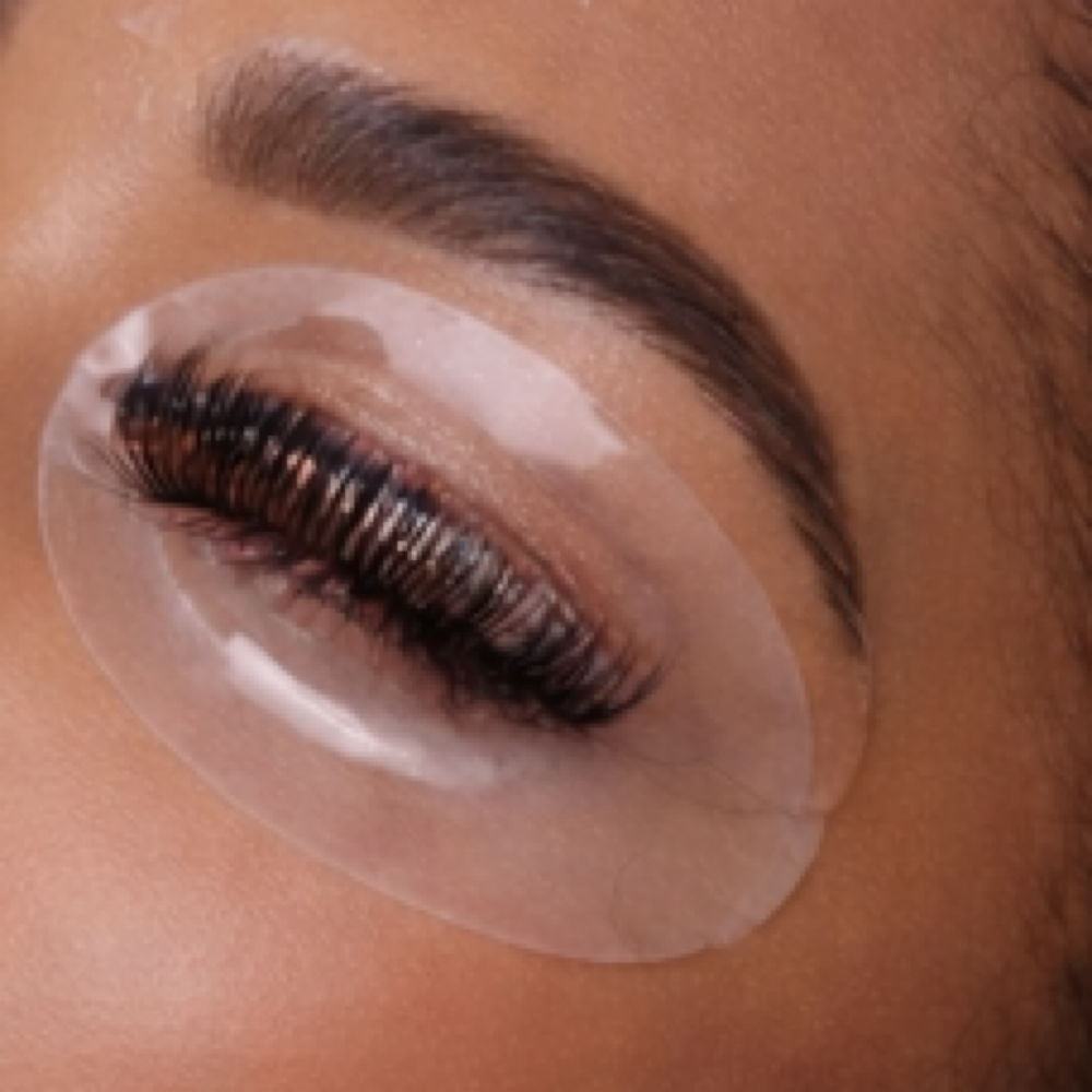 REFINED - Lash TInting at BROŪŪS SPA in Houston, TX