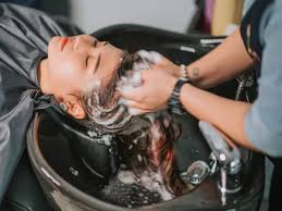 Hair wash w/ 30 Min Head Massage