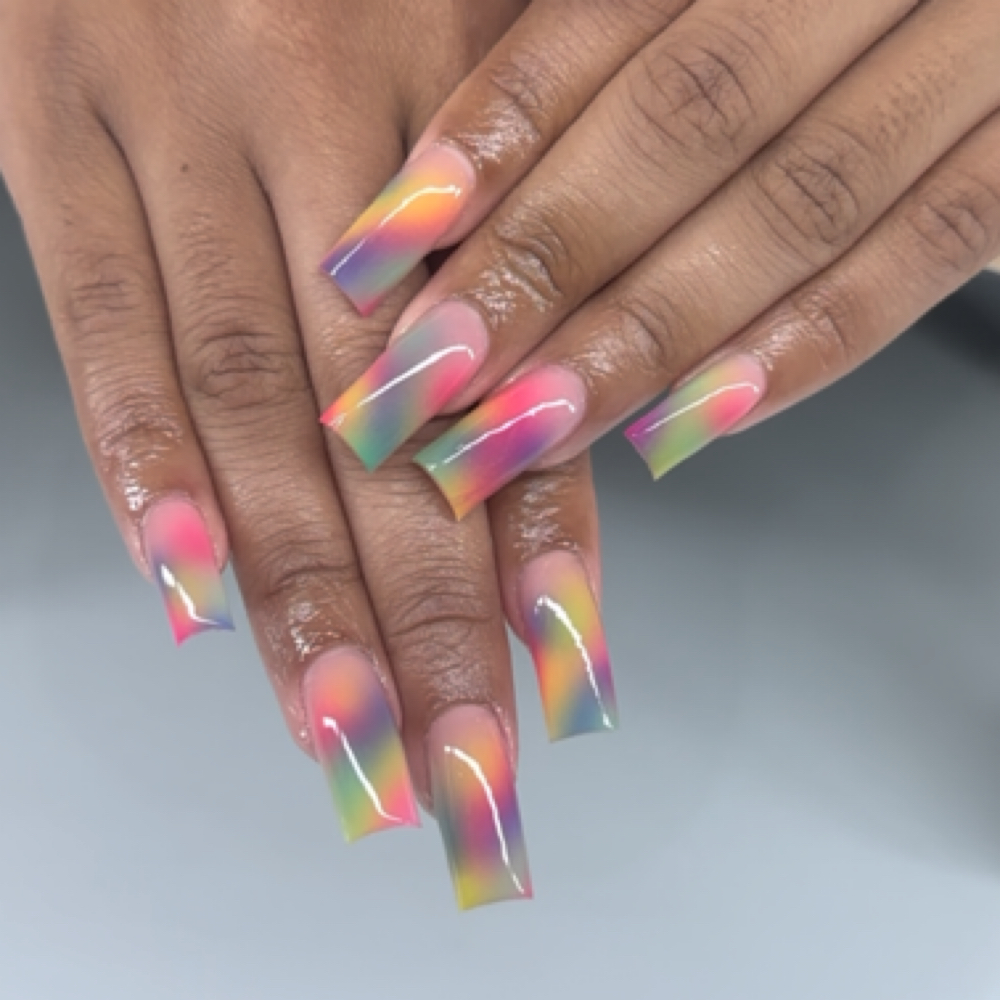 Medium Ombrè - Ariana at Kè Luxè Beauty Bar in Louisville, KY