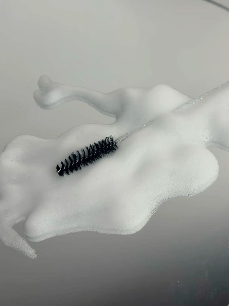 Lash Removal And Lash Bath