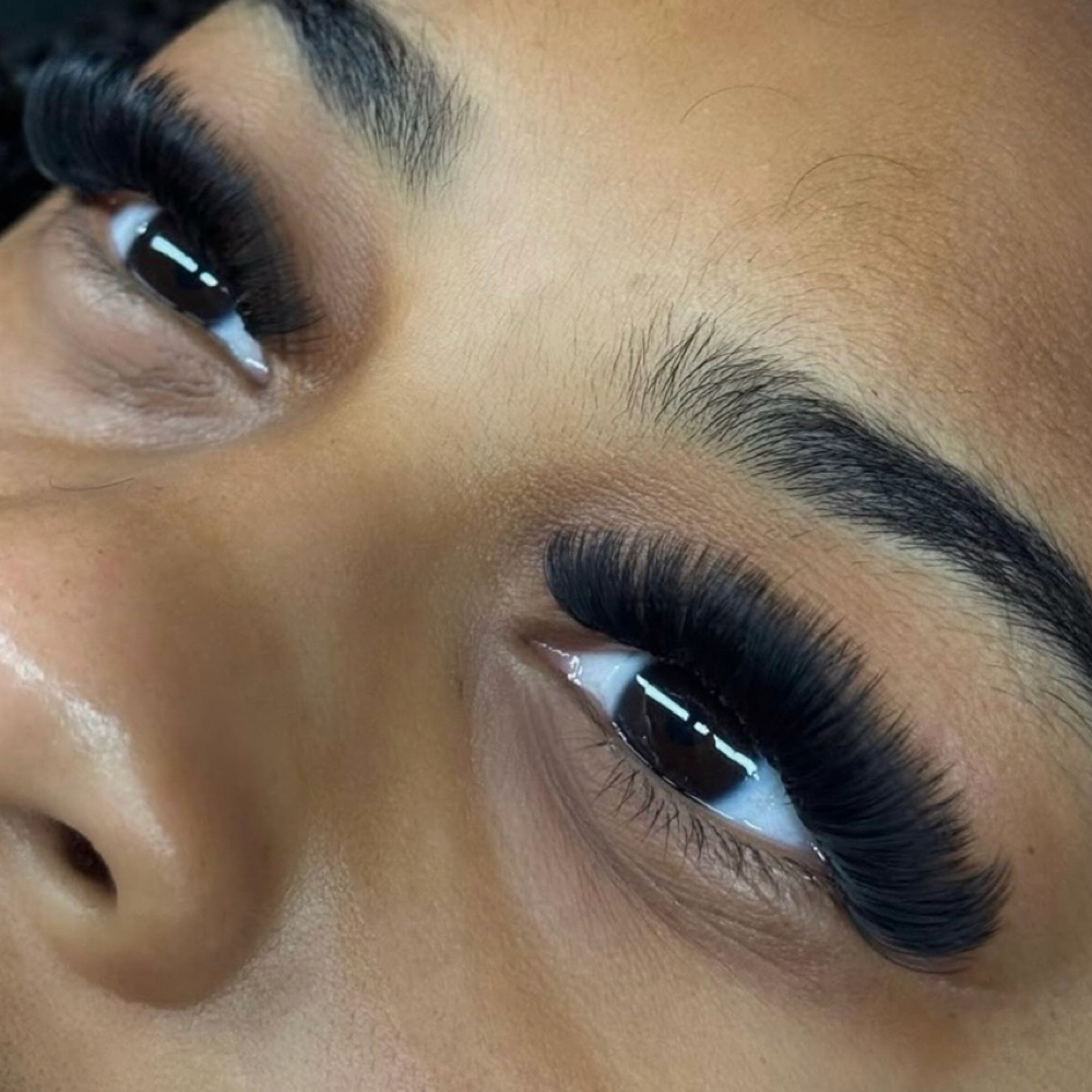 Volume Set at Amazing Lash by Yon LLC in New Orleans, LA