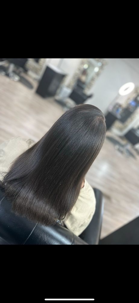Shampoo & Silk Press
