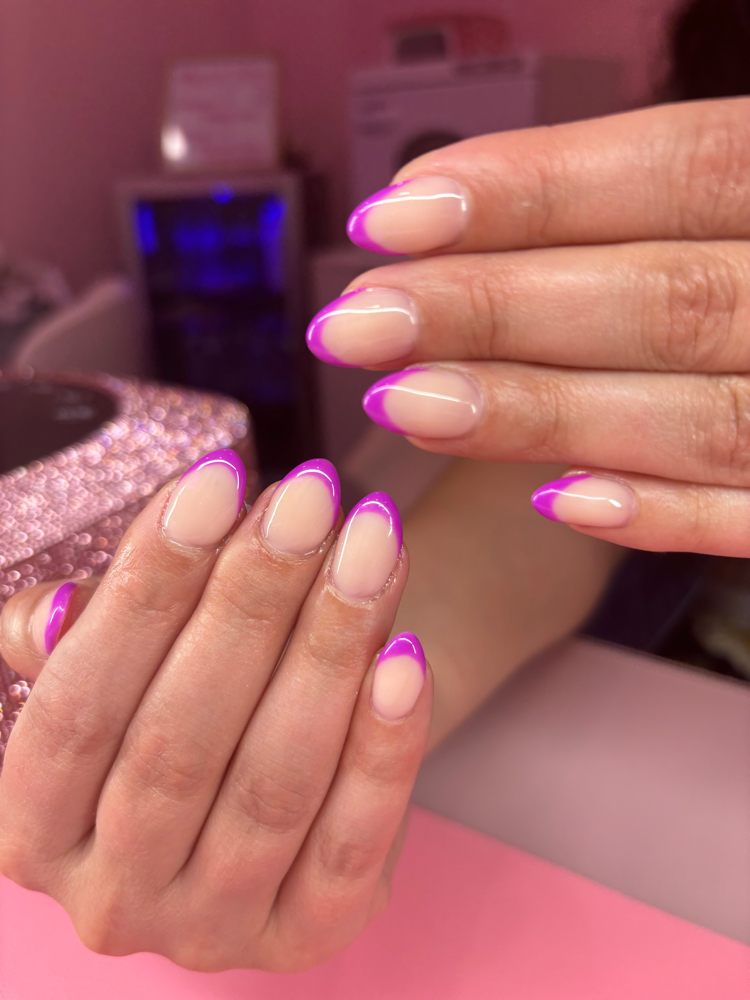 Rubber Base Manicure (Gel Polish)