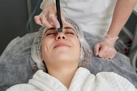 Hydro-dermabrasion