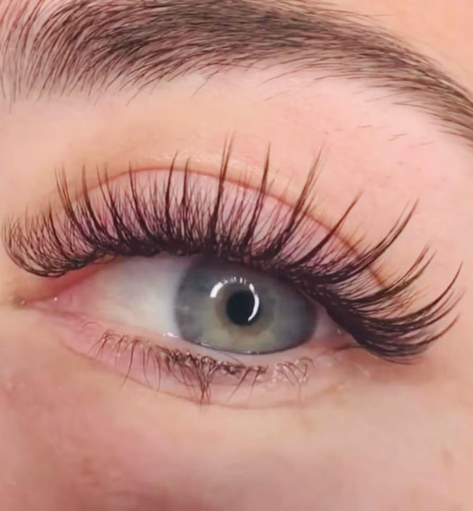 New Set Eyelash Extensions