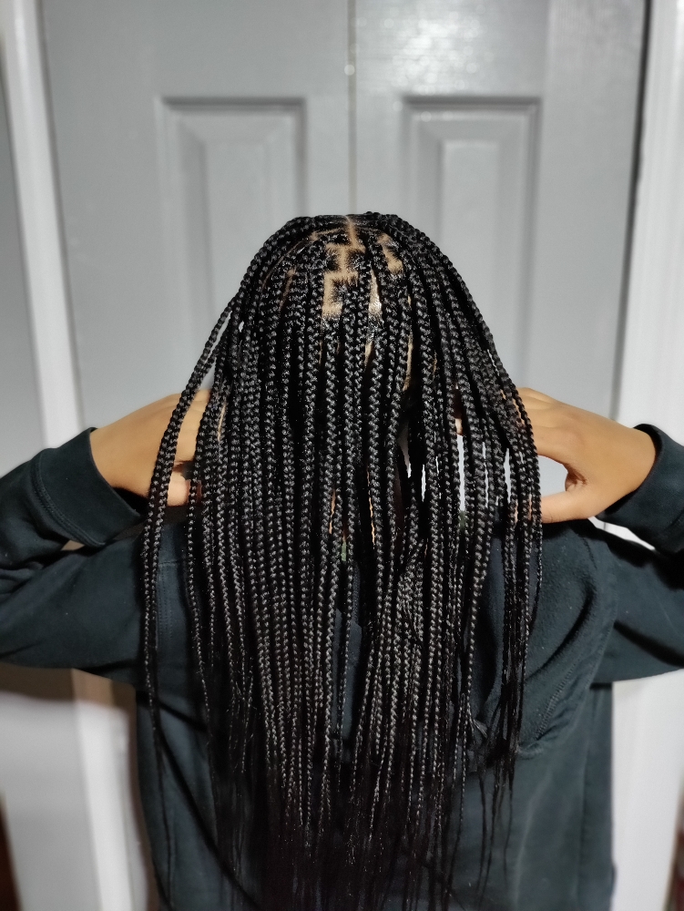 Smedium Knotless