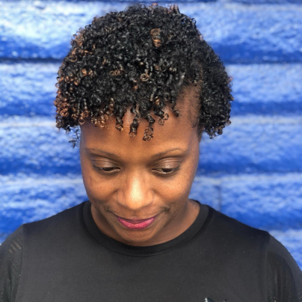 ✨ Defined & Divine Curl Experience at Pretty B Stylez Studio in Webster, TX