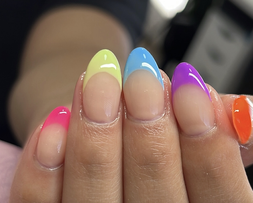 French Tip (Nail Art)