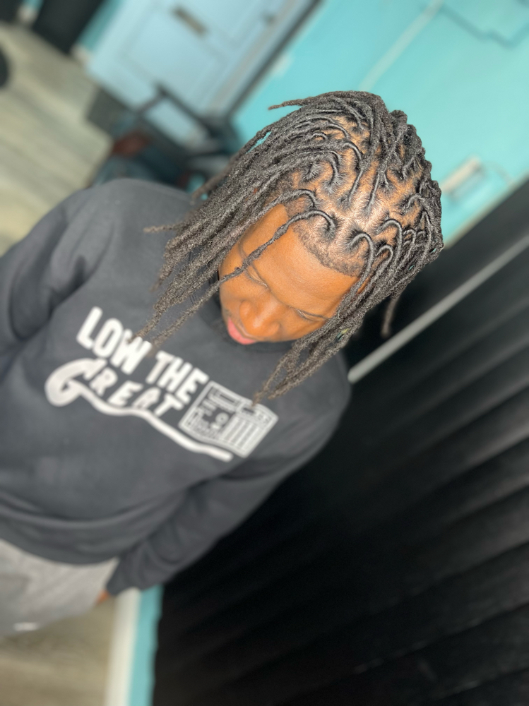 Retwist Shoulder length No Style
