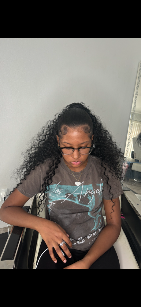 High/low Ponytail