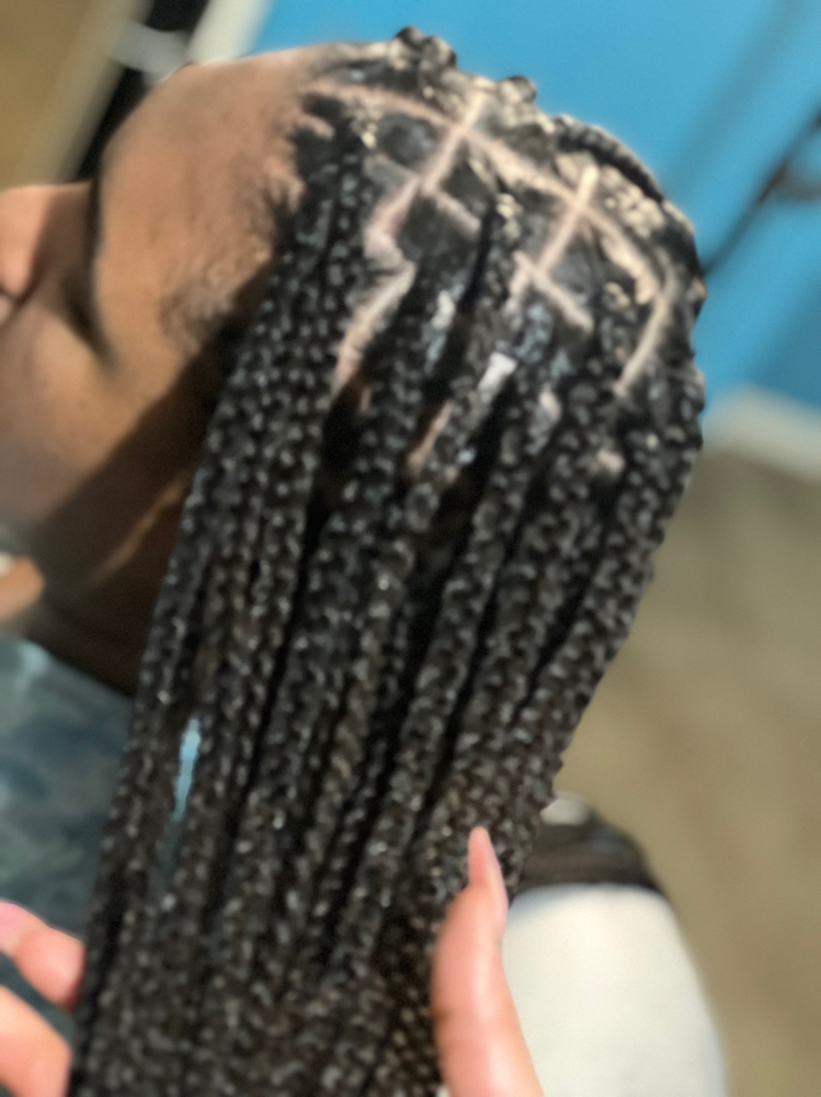 Small/ Medium Knotless
