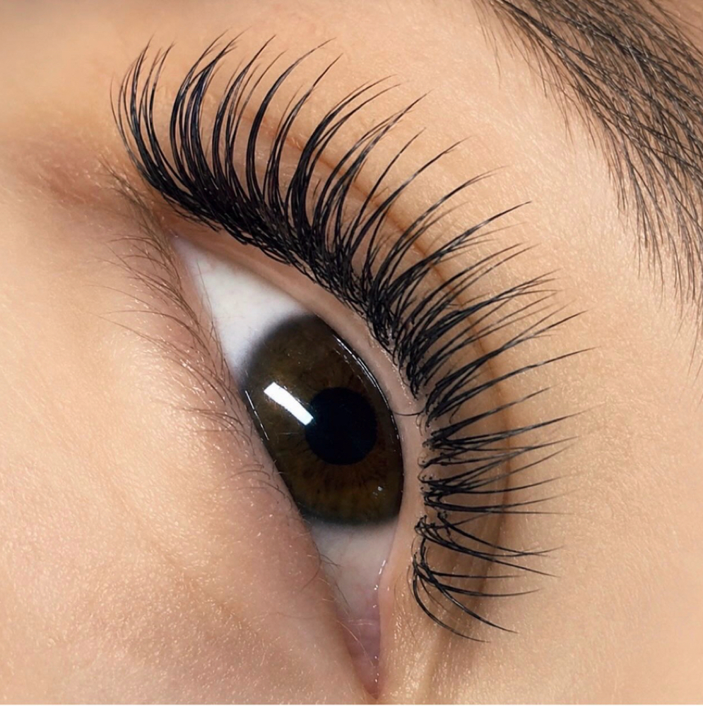 CLASSIC FULL SET at The Lash Cabana Maui in Wailuku, HI