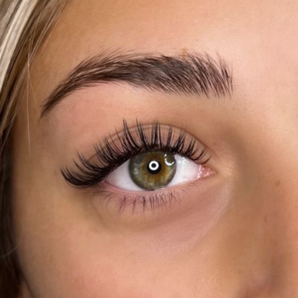 Full Classic Wet  Set at The Glow up Beauty Bar in Tracy, CA