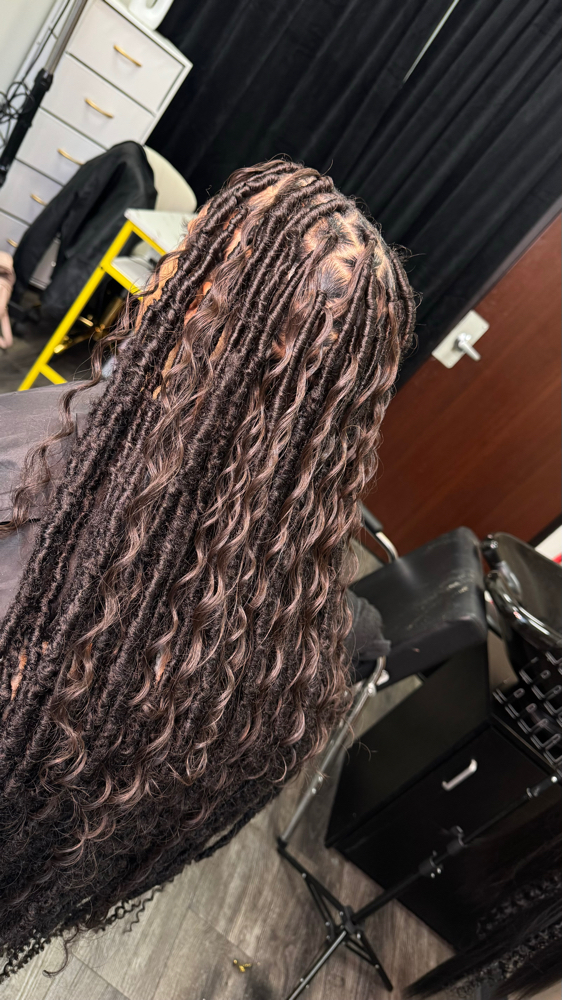 Boho Soft Locs at Russia Letrice in Oak Lawn, IL
