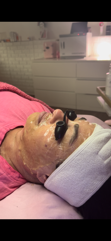 Anti-aging Facial