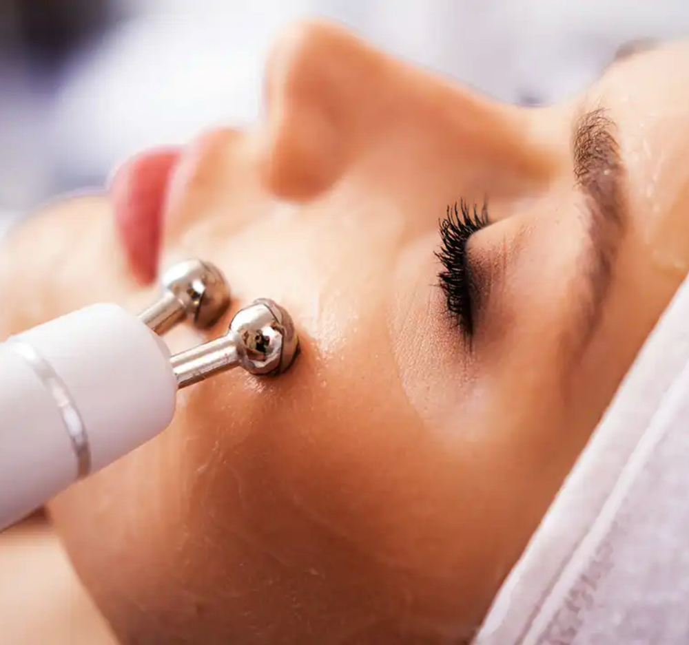 Microcurrent Facial
