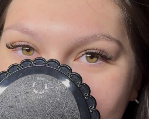 Classic Set at luveelash in Houston, TX