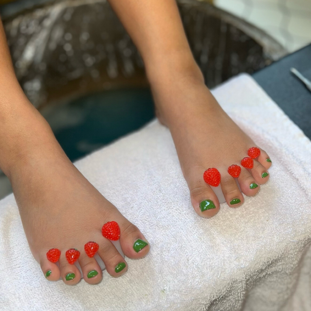 Childrens Pedicure at Amor Thyself Beauty & Skin in Elkins Park, PA