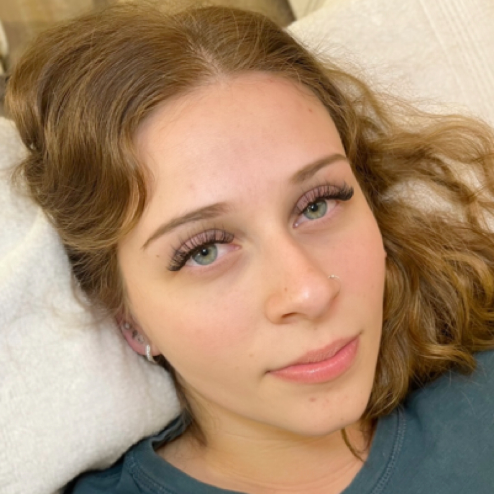 Hybrid Extended Fill - Tammy M. at Lucky Coast Lash in Brookfield, WI