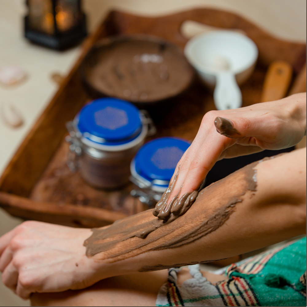 Detoxifying Mud Body Treatment