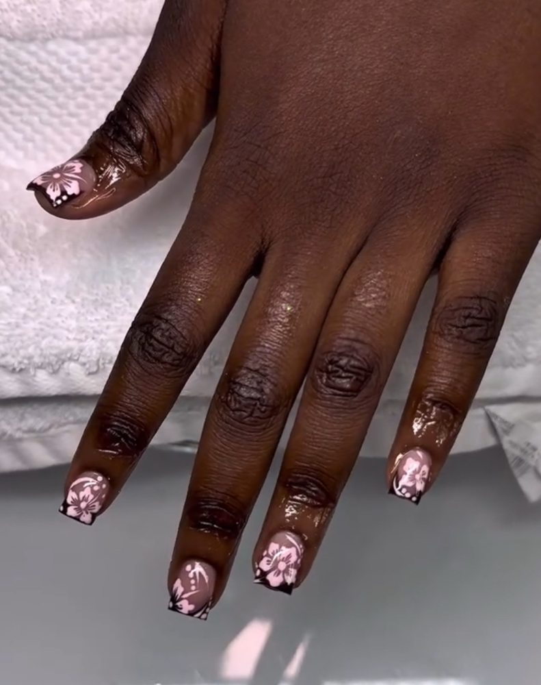 Mini Nails at Nroyalnails in Chicago, IL
