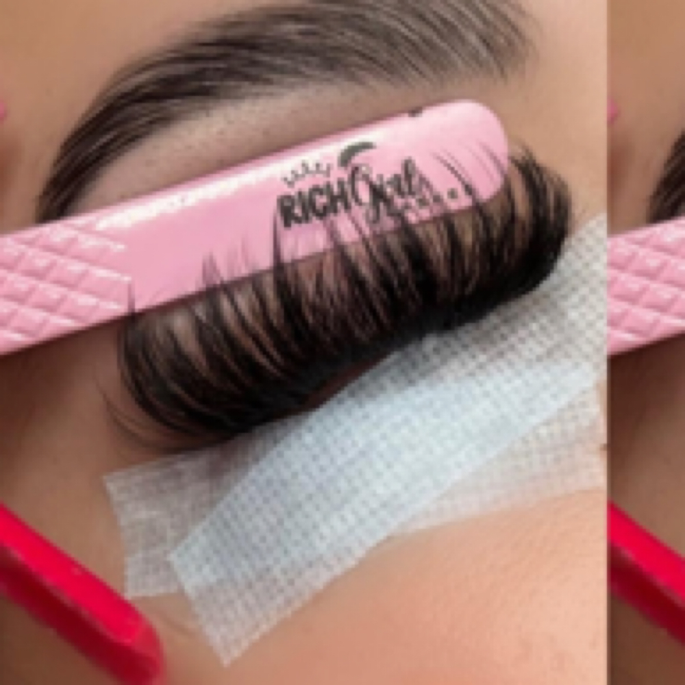 VOLUME LASH SETS at Rich Girl Lashes in Dallas, TX