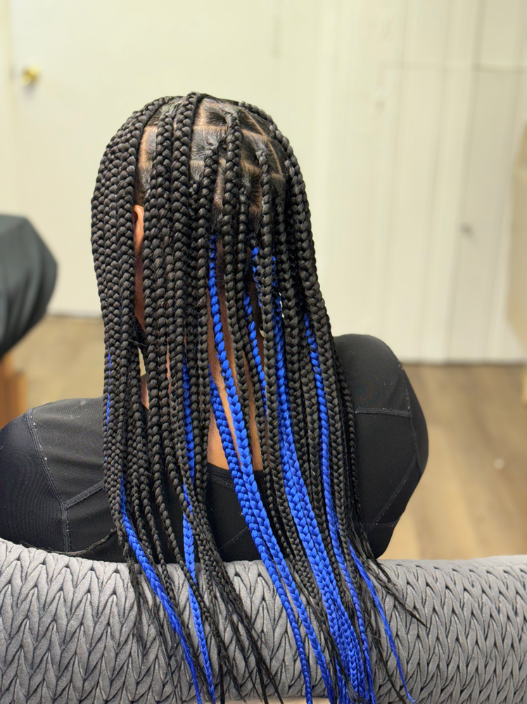 Medium Knotless Braids