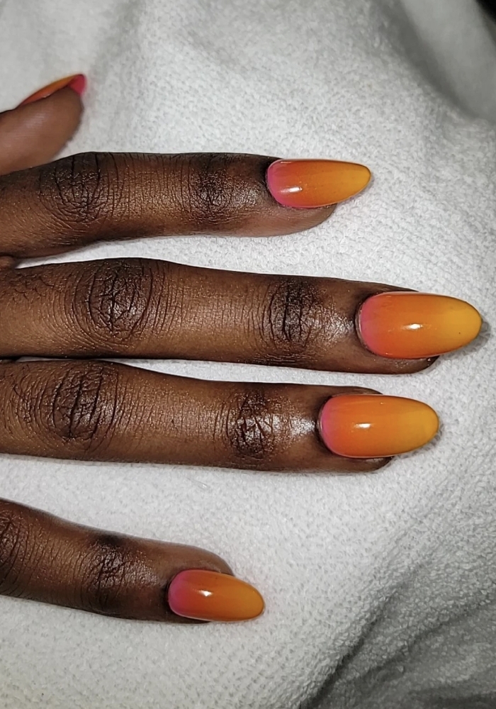 RUSSIAN MANICURE