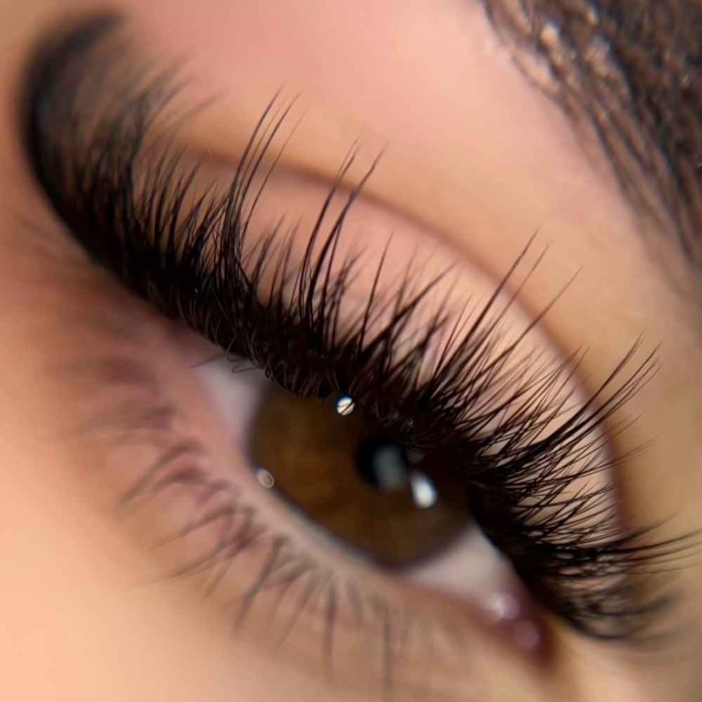 Lash Extensions (Except Mega) at V.E.R. LASH & BEAUTY in San Tan Valley, AZ